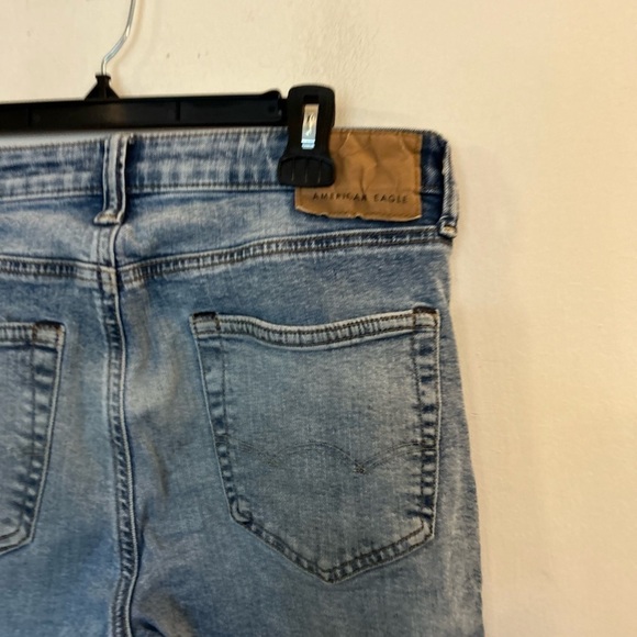 American Eagle Athletic 29X30 Distressed denim Jeans - Picture 6 of 12
